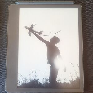 Kindle Scribe - excellent condition 32gb